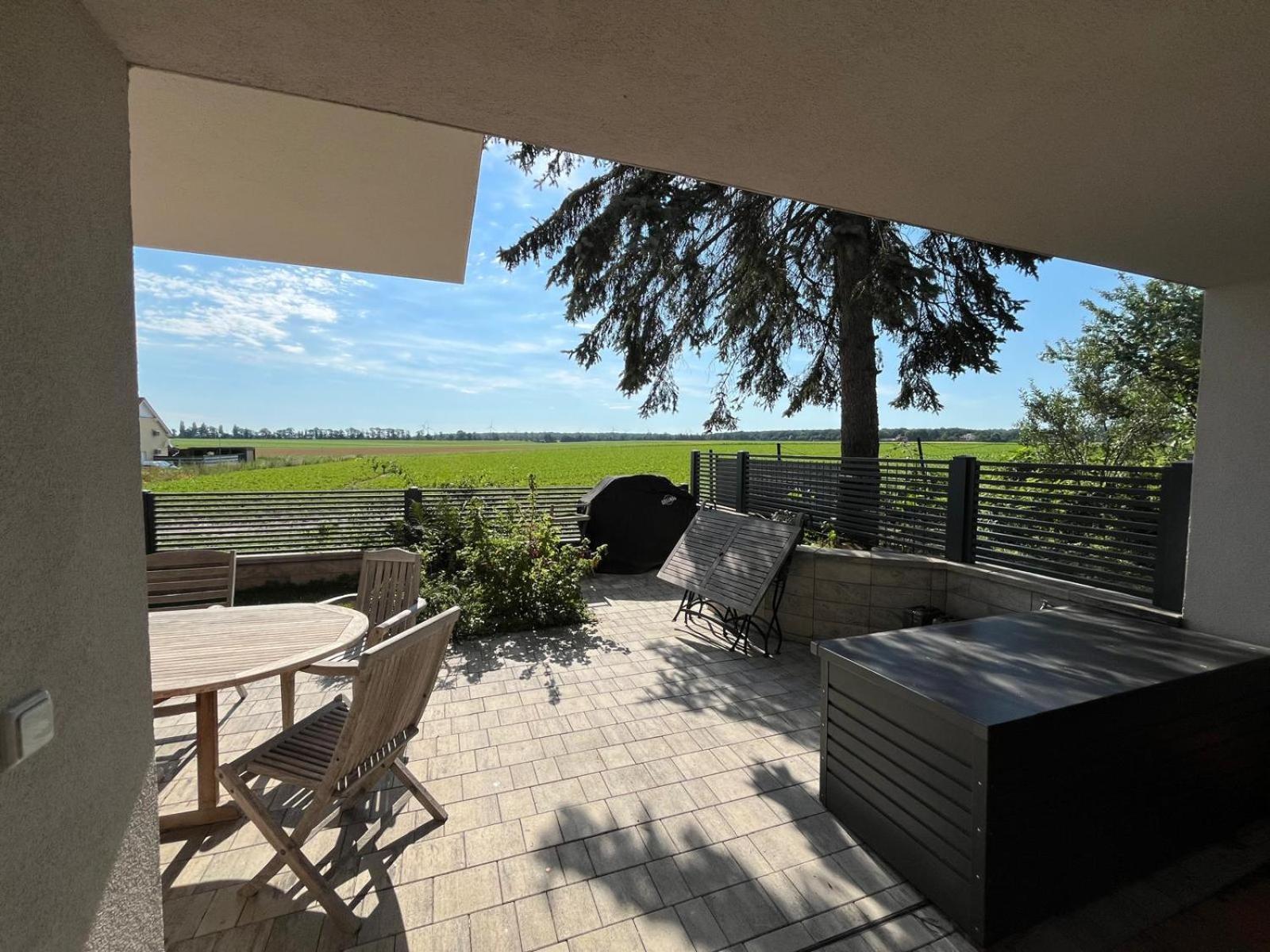 Villa Rose Close To Vienna & Airport Maria Ellend ภายนอก รูปภาพ