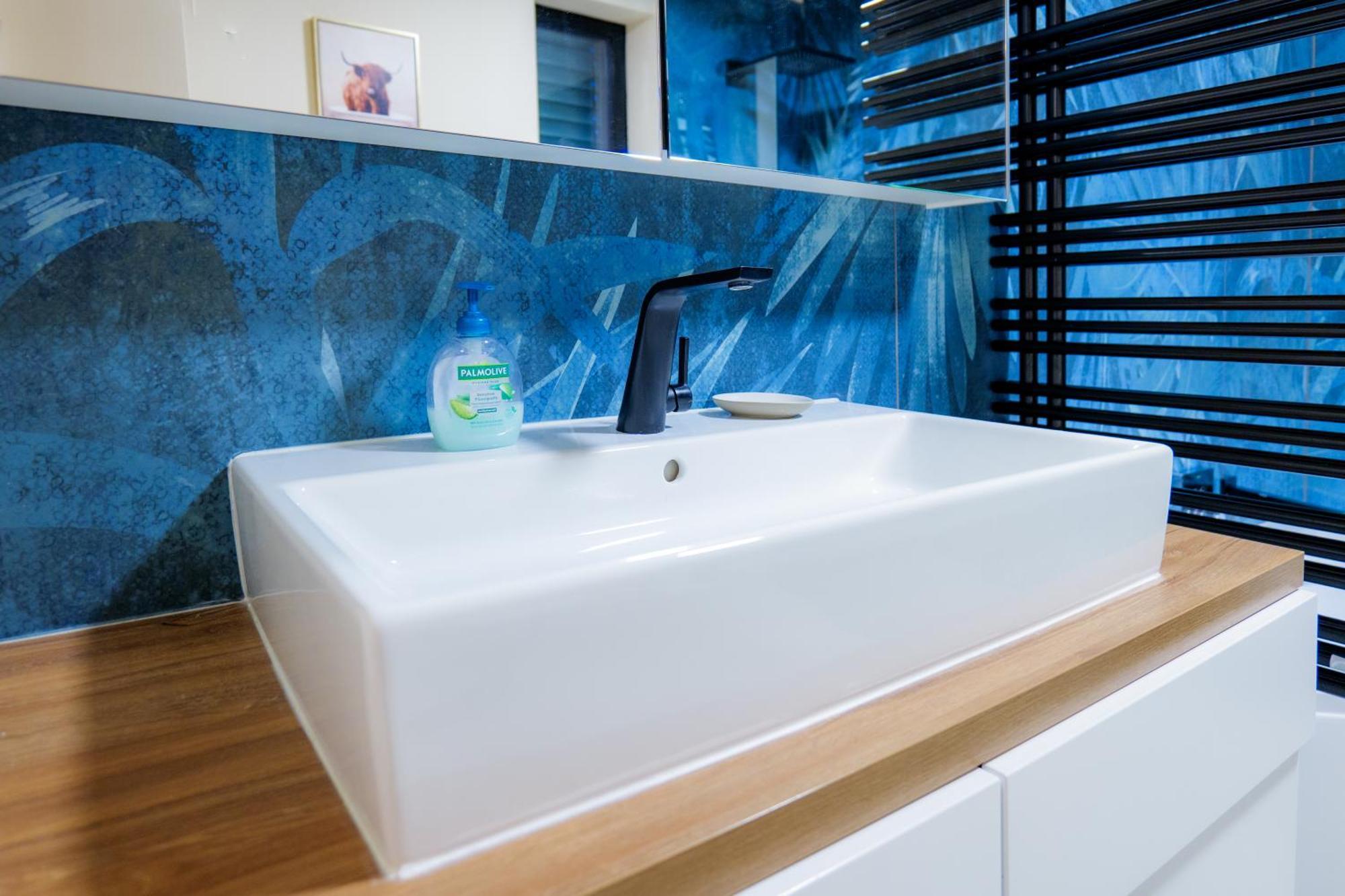 Villa Rose Close To Vienna & Airport Maria Ellend ภายนอก รูปภาพ
