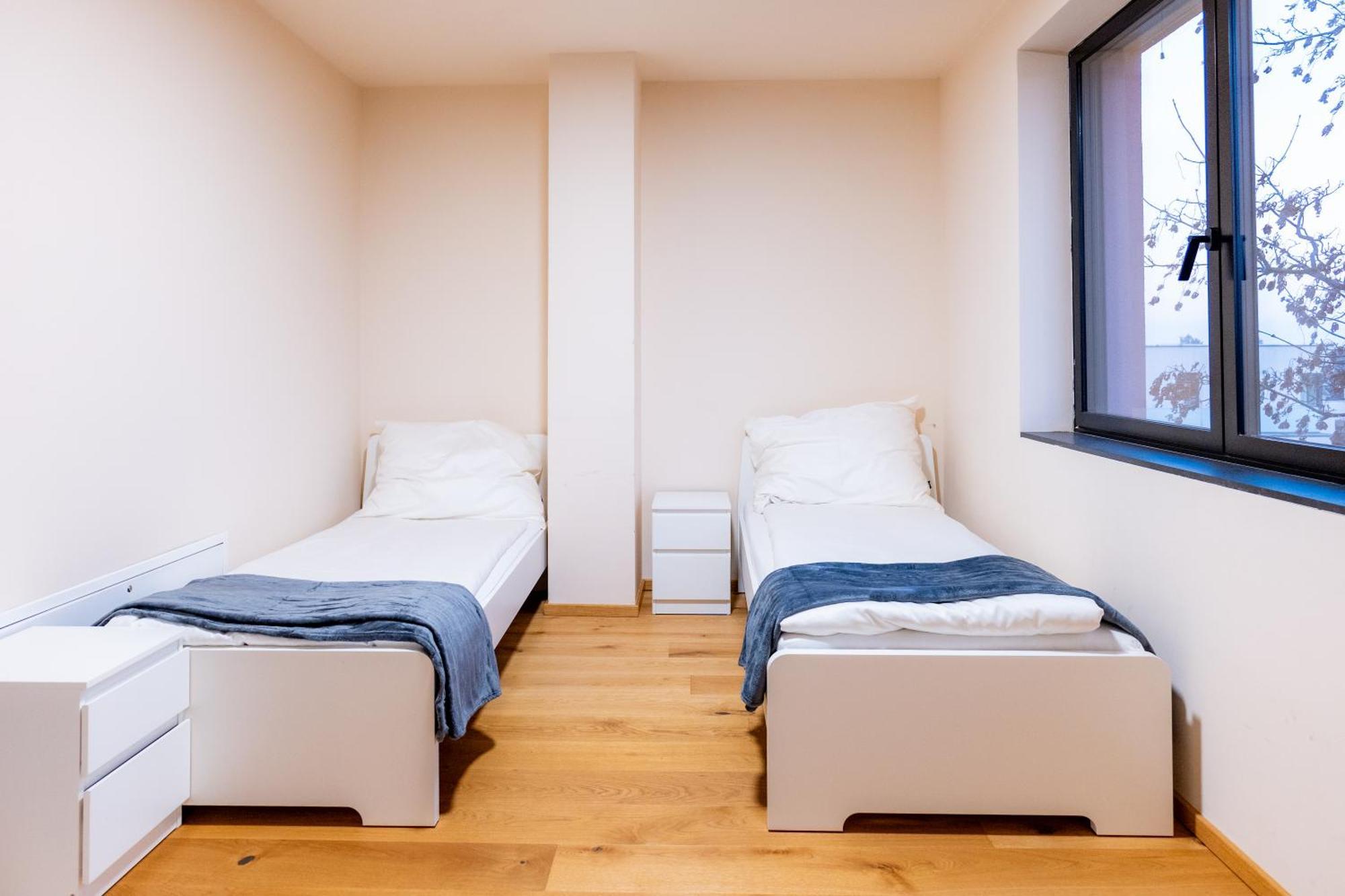 Villa Rose Close To Vienna & Airport Maria Ellend ภายนอก รูปภาพ